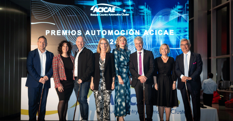 Mercedes-Benz Vitoria y Schaeffler, entre los premiados por ACICAE